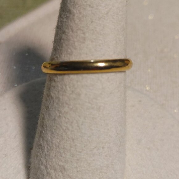 Vintage Sarah Coventry Size 6.5 Gold Tone Ring Faux Pearls Purple Rhinestone - Picture 13 of 13